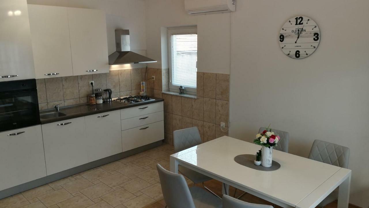 Barbara Apartment Otocac Ngoại thất bức ảnh